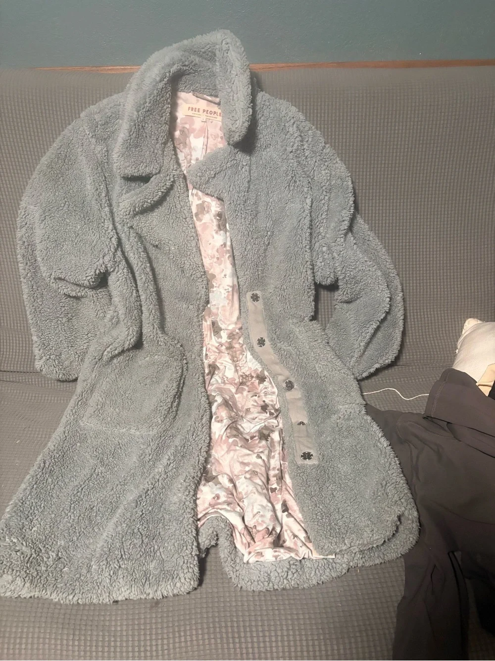 Free People Tessa Teddy Coat – Gray – Size Small – Like New